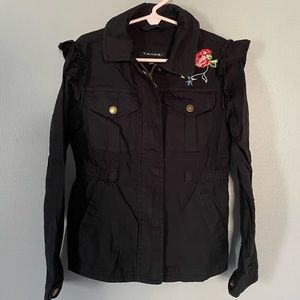 Tahari 🌺 girl’s jacket with flower details.